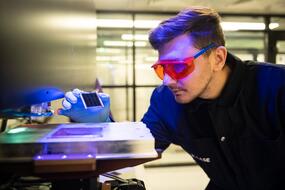 В лаборатории перспективной солнечной энергетики НИТУ МИСИС