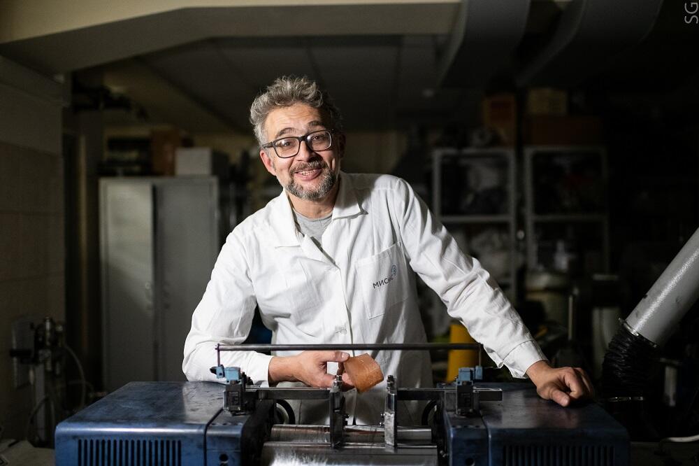 Алексей Салимон, заведующим кафедрой физической химии НИТУ МИСИС